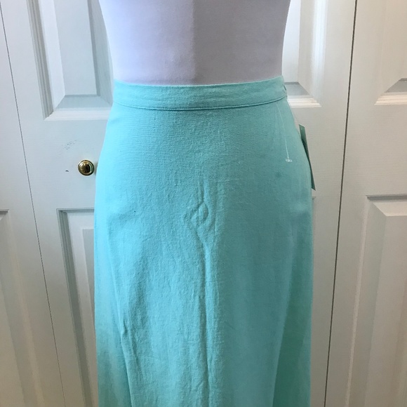 Birch Hill Aqua Linen/Rayon Skirt Floral Embroider - Picture 2 of 8